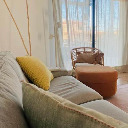 Mi Casa *